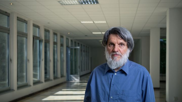Senior bude v Česku každý třetí. Stát je musí držet v práci, Ukrajinci trh nezachrání