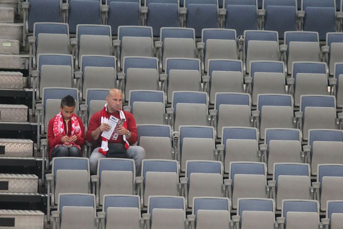 TELH, Slavia-Plzeň: fanoušci v poloprázdné O2 Areně