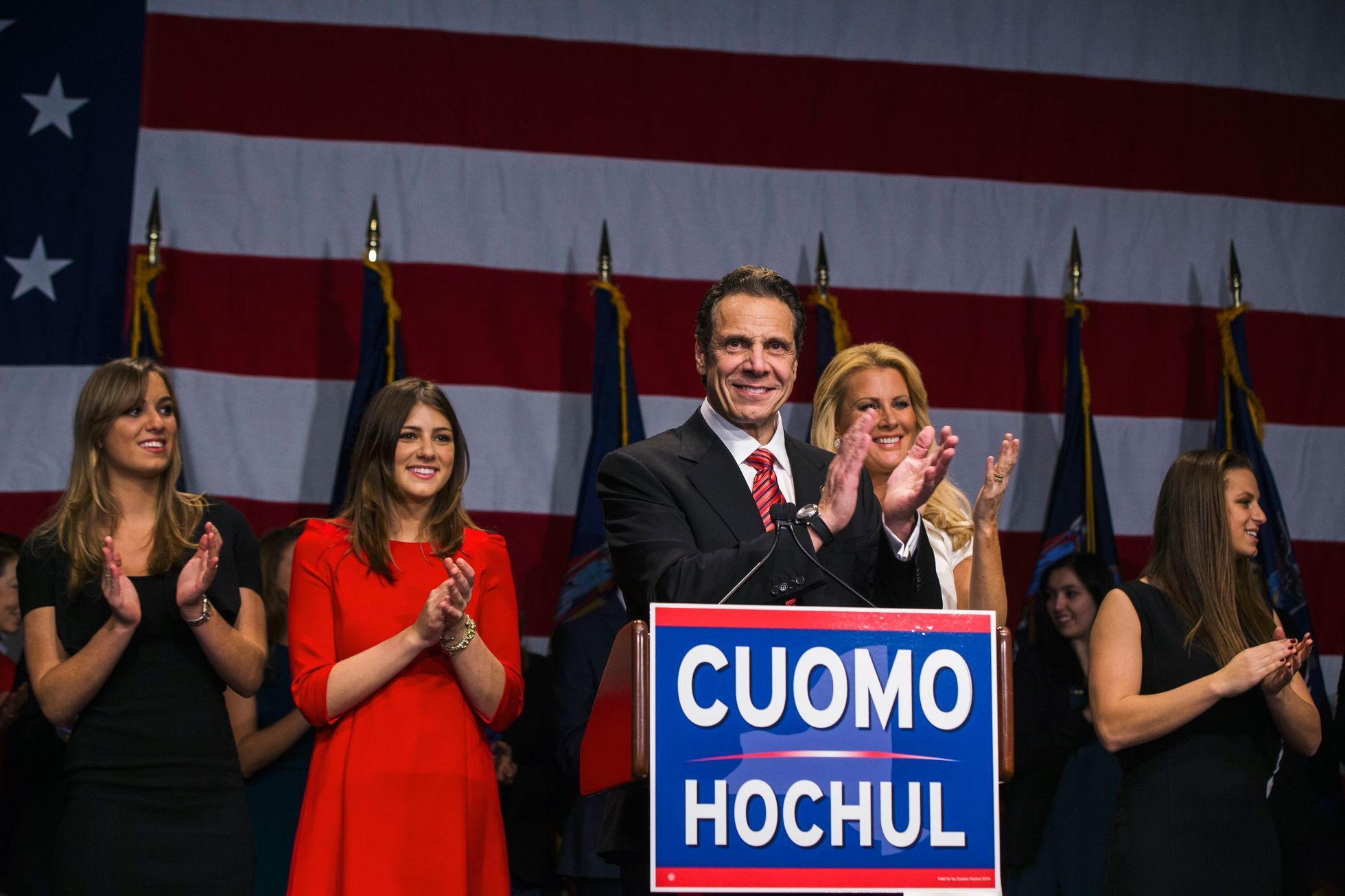 Jedna z mála dobrých zpráv pro demokraty. Andrew Cuomo (na snímku) obhájil guvernérské křeslo ve státě New York.