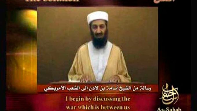 Usáma bin Ládin na videozáznamu.