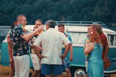 Podívejte se blíž. V klipu SPD se jeden z lídrů zjevně baví míň než ostatní, důvod má