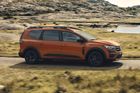 Dacia nabízí nový sen českých rodin. Sedmimístný plynový Jogger nestojí ani 400 tisíc