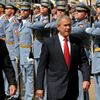 Bush v Praze - uvítací ceremoniál