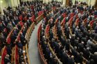 Ukrajina prohlásila ruské volby za nezákonné, nový parlament neuznává