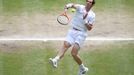 Britský tenista Andy Murray během utkání se Švýcarem Rogerem Federerem ve finále Wimbledonu 2012.