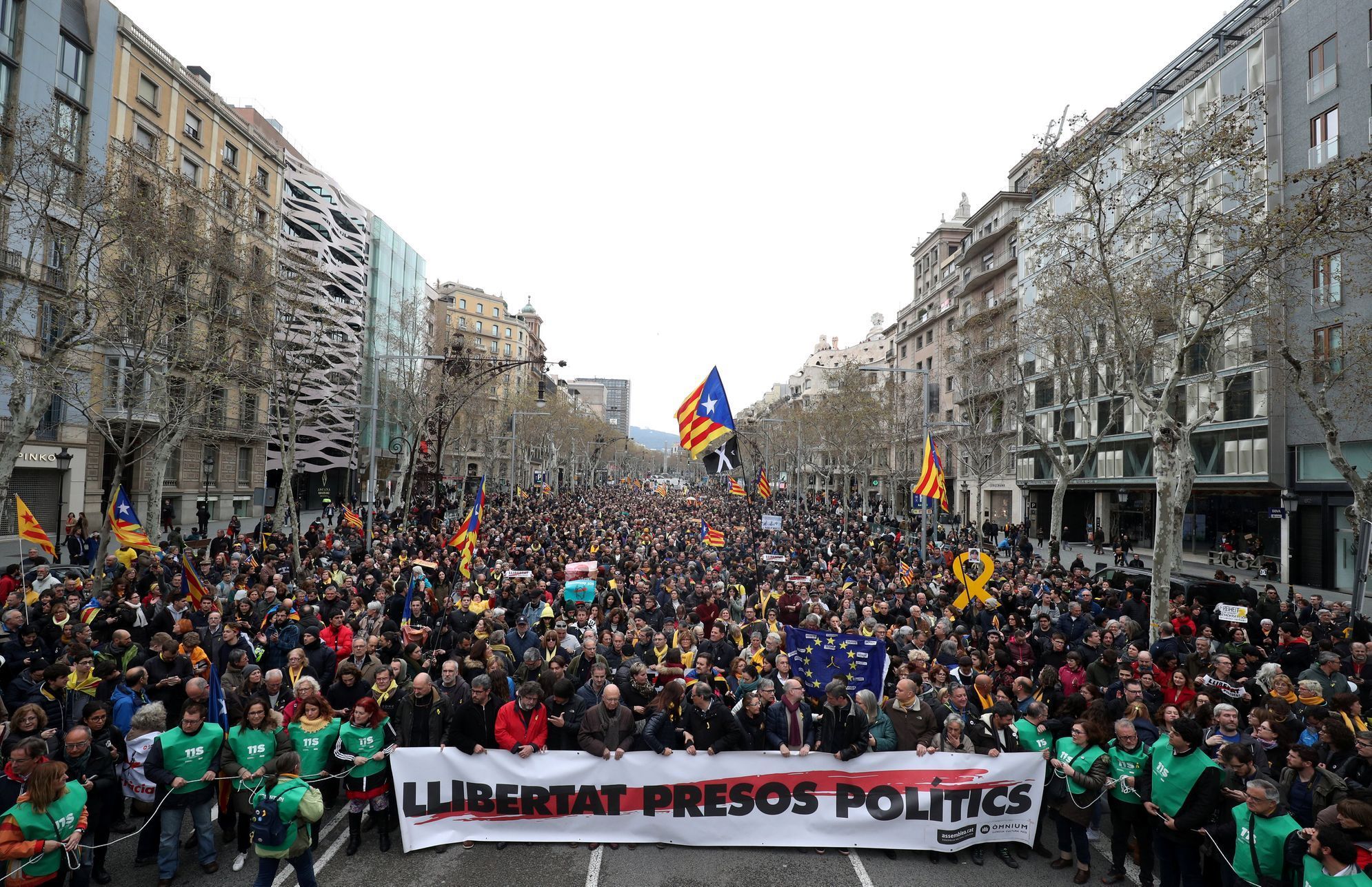 Protesty v Barceloně proti zadržení Puigdemonta v Německu, 25. března 2018