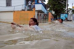 Záplavy v Mexiku ohrožují milion lidí