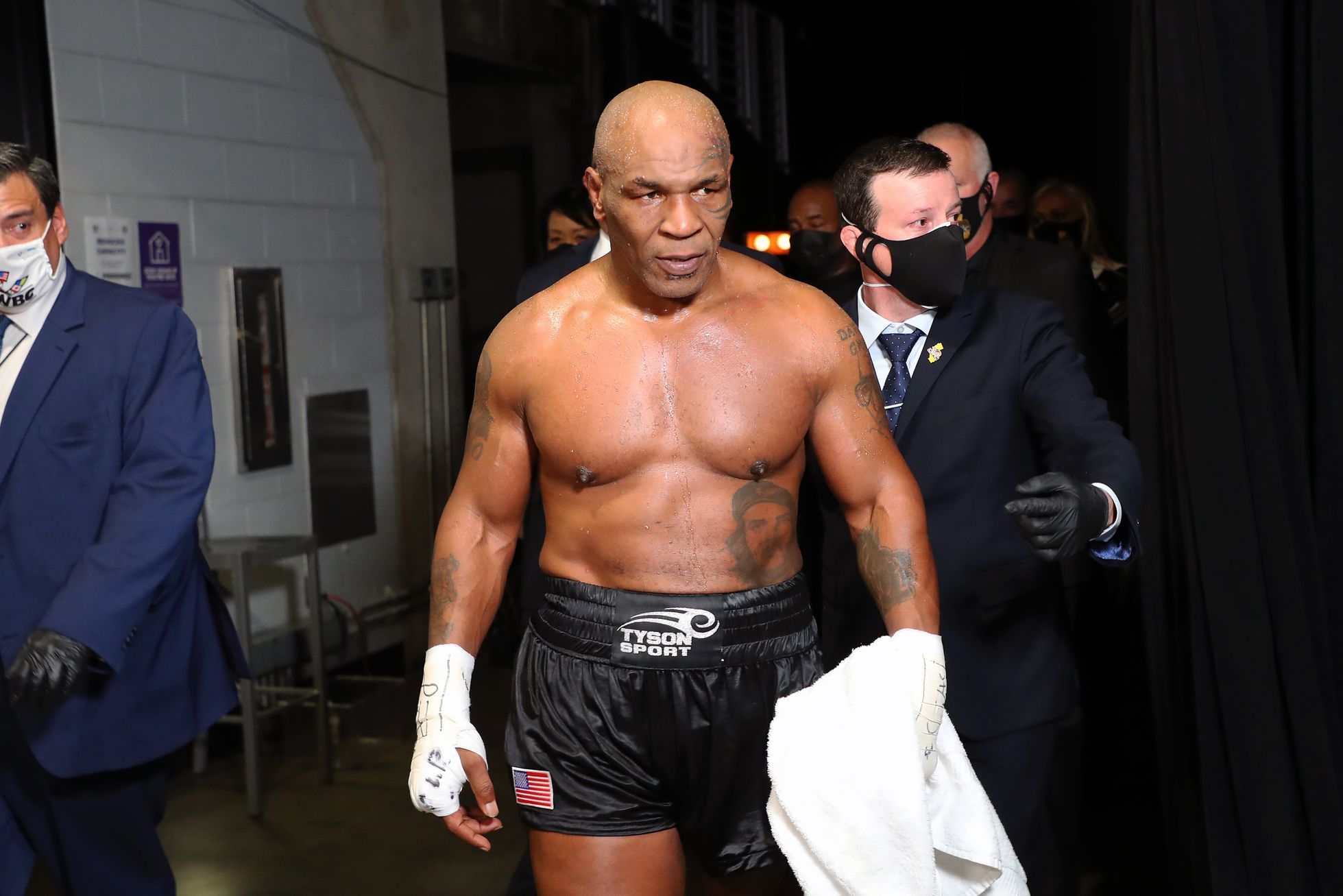 Box Mike Tyson - Roy Jones junior (2020): Mike Tyson
