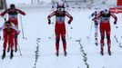 Finiš ženského finále. Zprava Justyna Kowalczyková, Celine Brunová-Lieová (12),  Ingvild Flugstad Östberová (5) a Maiken Caspersen Fallaová (18).