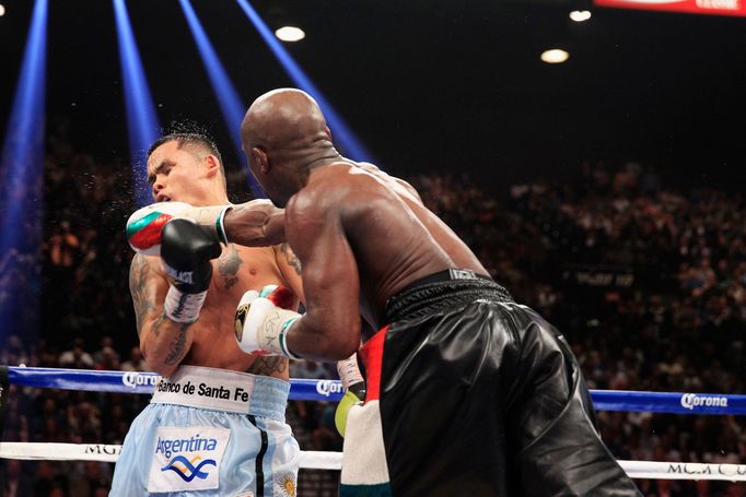 Floyd Mayweather vs. Marcos Rene Maidana