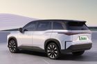 Středně velké elektrické SUV od Toyoty startuje v Číně na 110 tisících jüanech, což je v přepočtu 350 tisíc korun.