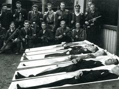 Vizovice 7. května 1945, pohřeb padlých příslušníků 1. Čs. partyzánské brigády Jana Žižky.