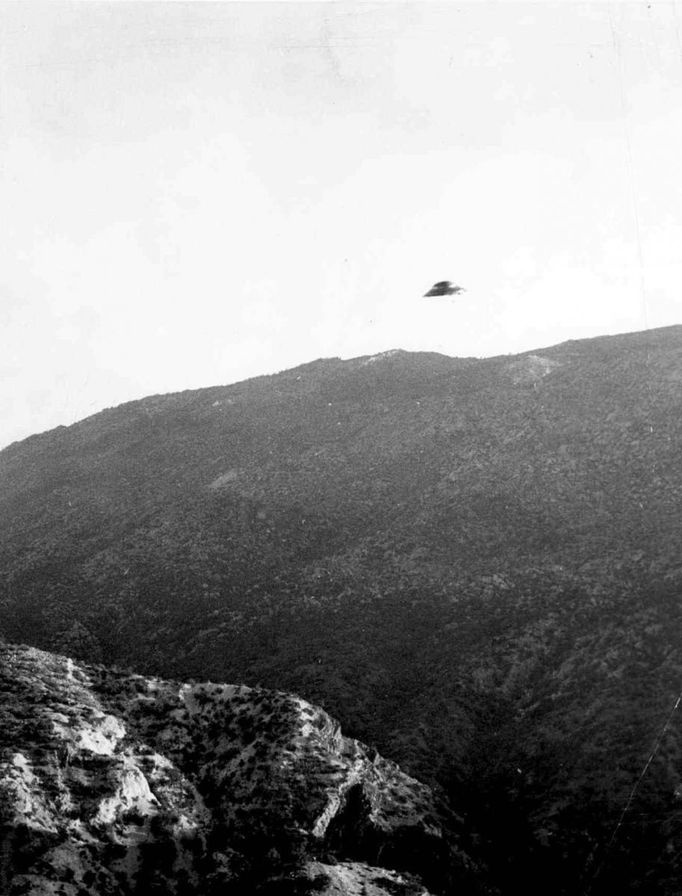 Riverside, 1951. Nejznámější zpozorování UFO v historii.