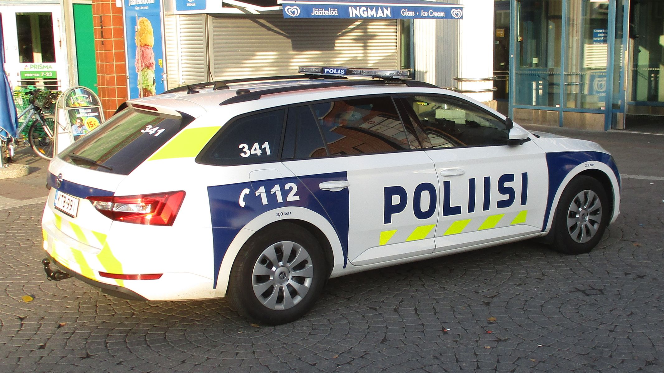 Škoda Superb finská policie