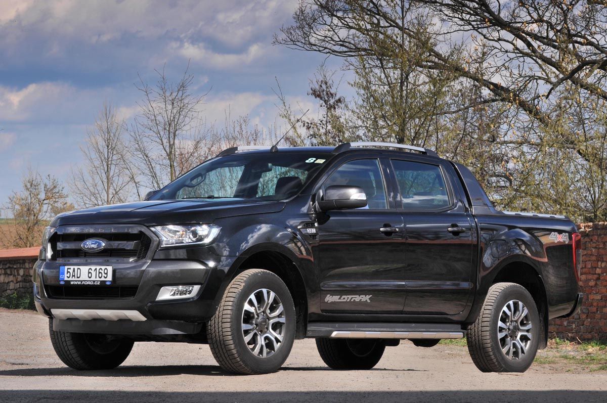 Ford Ranger - 5 předobok