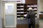 Na finančním úřadě vypustili pepřový sprej, odvezli 15 lidí