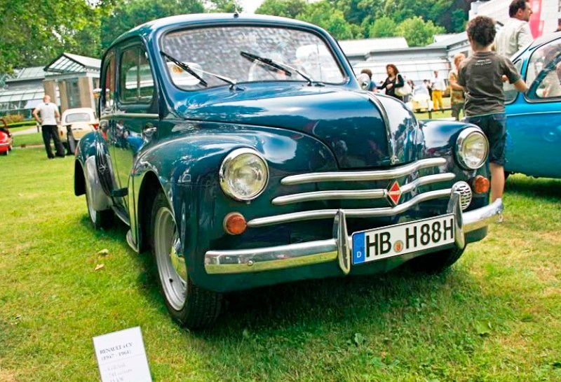Historická miniauta