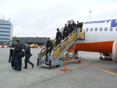 Sparta přistála na letišti v Eindhovenu.