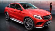 Mercedes-Benz GLE chce oslovit podobný typ zákazníků, kterým se líbí konkurenční BMW X6.