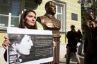 Skandál v Moskvě. Do proslulé Aleje vůdců instalovali sochy Stalina, Lenina či Brežněva