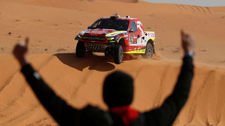 Prokop klesl na Dakaru na šesté místo, Michek byl v druhé etapě jedenáctý; Zdroj foto: Reuters