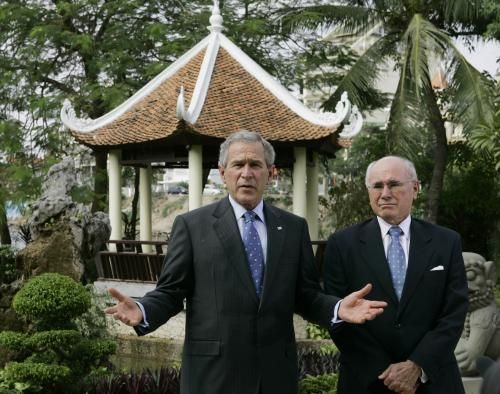 Bush ve Vietnamu