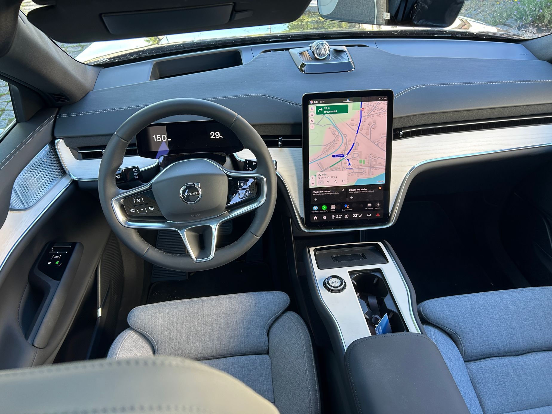 Volvo EX90