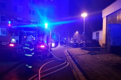 Při zásahu u požáru bývalé kotelny v Kroměříži objevili hasiči dva mrtvé muže