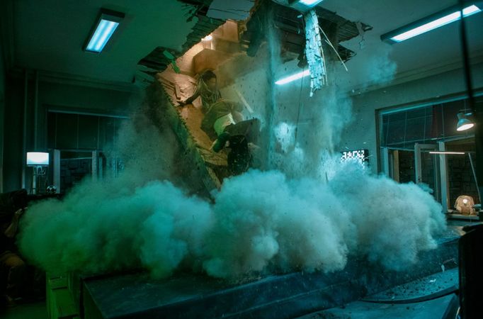 Německý thriller Cihla měl na Netflixu premiéru 10. července. Natáčel se v pražských barrandovských ateliérech.