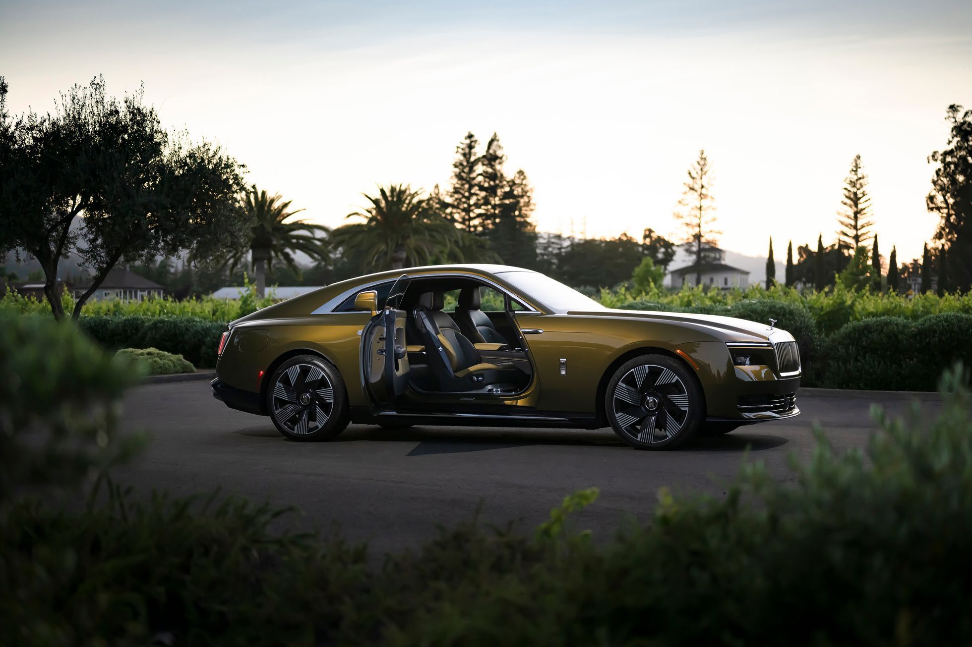 Rolls-Royce Spectre (USA)
