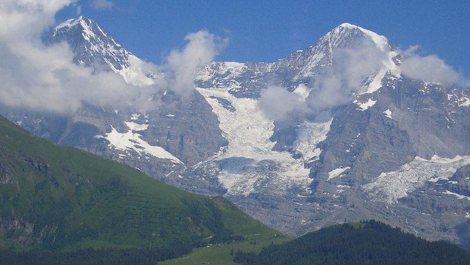 Lákají-li vás alpské vrcholky, nejbezpečnější zemí je pro vás Švýcarsko. Ilustrační foto.