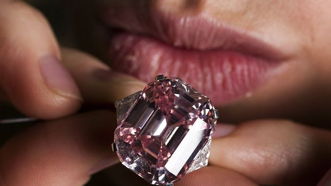 Nebýt tohoto rekordmana, mohl být The Perfect Pink v žebříčku vydražených diamantů na druhý nejdražší.
