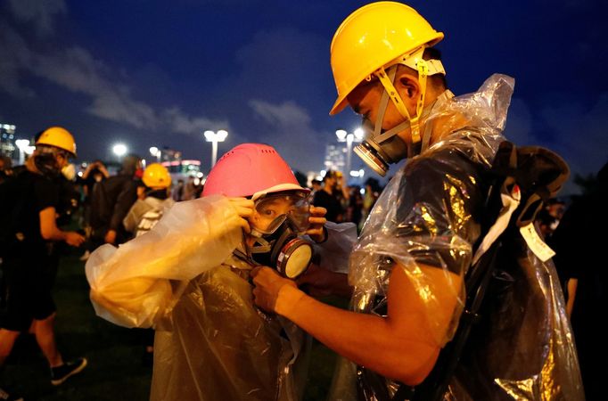 Masové demonstrace v Hongkongu