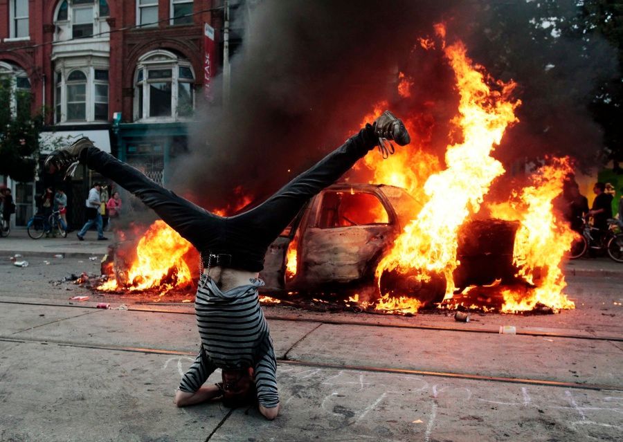 Summit G20 v Torontu provázejí násilnosti