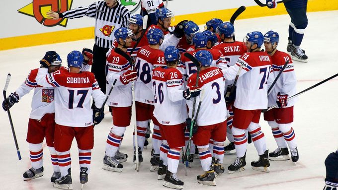Prohlédněte si fotografie z prvního zápasu českých hokejistů na MS v Minsku, v němž v prodloužení porazili tým Slovenska 3:2.