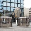 Majitelem sochy i vedlejšího obchodního centra Quadrio je společnost CPI Property Group, která byla investorem opravy.