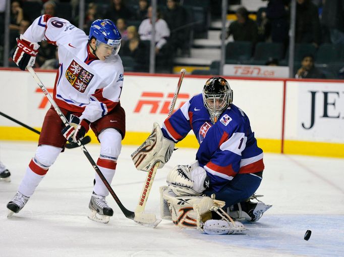 Juraj Šimboch, Tomáš Hertl, střela