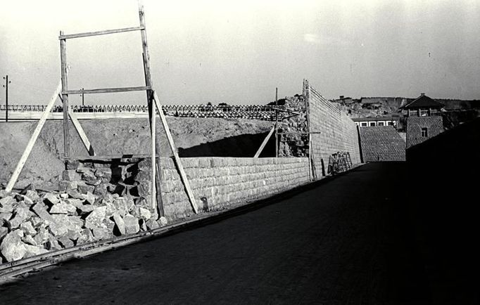 Před 80. lety se začal stavět koncetrační tábor Mauthausen. 7. 7. 1938.