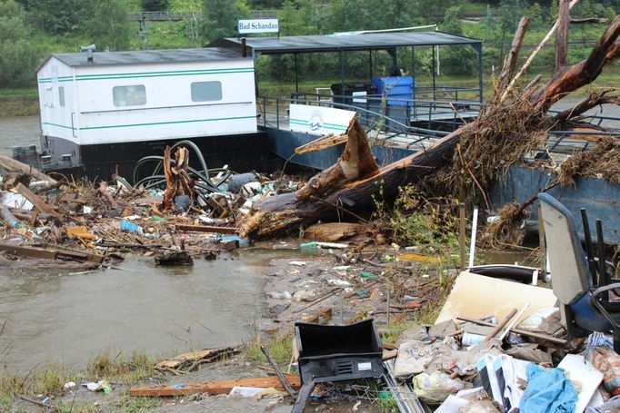 Bad Schandau měsíc po povodni.