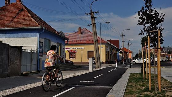 Sládkovičovo voní paprikou. Tady JUDr. Hašek získal tajný titul