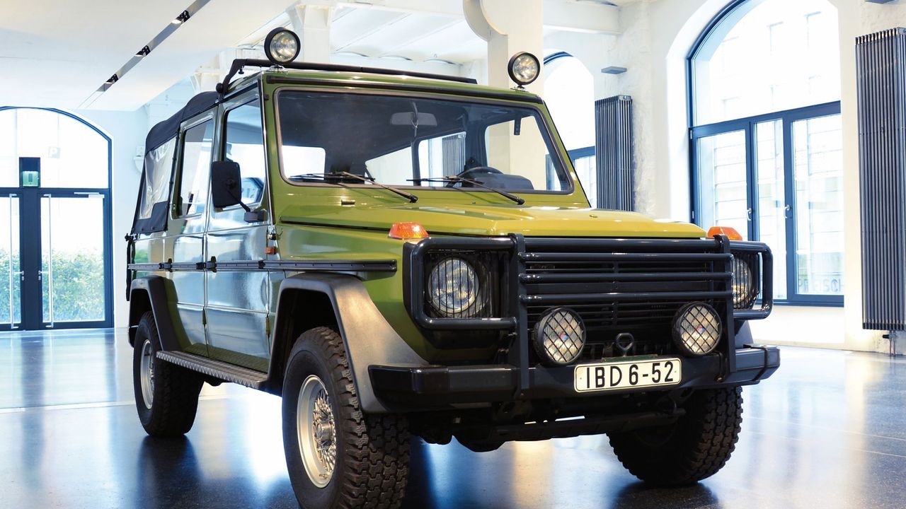 Utajený Honeckerův mercedes stál jako deset volkswagenů, třícípá hvězda byla tabu