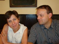 Jiří Friml s manželkou a současně kolegyní Evou Benkovou, která rovněž vede svůj výzkumný tým na univerzitě v Gentu.
