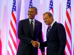 Polský premiér Donald Tusk s Barackem Obamou.
