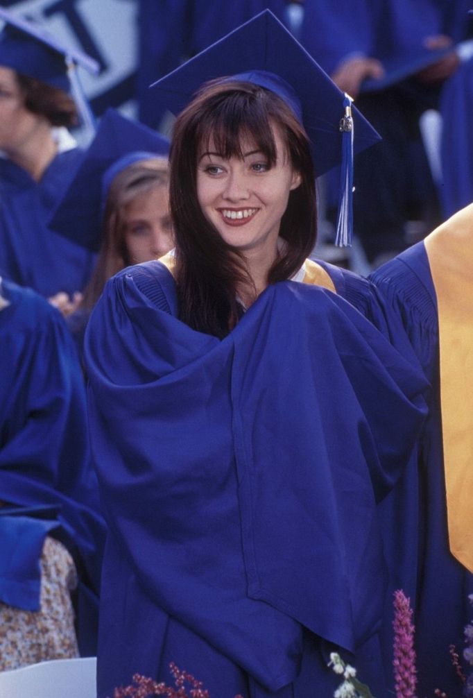 Shannen Doherty jako Brenda.