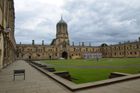 Francouzi jednají s Oxfordem. Kvůli Brexitu by mohl otevřít první univerzitní kampus v zahraničí