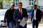 Začaly volby do sněmovny, Češi rozhodují o dalším směřování země