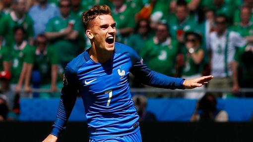 Euro 2016, Francie-Irsko: Antoine Griezmann  slaví gól na 2:1