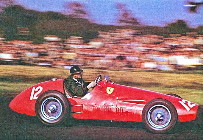 4_V roce 1953 za Ferrari závodili hned tři