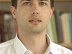 Petr Suchý, expert na bezpečnostní politiku a vbedoucí katedry mezinárodních vztahů a evropských studií na Fakultě sociálních studií Masarykovy univerzity
