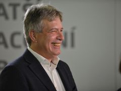 Roman Onderka, místopředseda ČSSD. Záběr z volebního štábu ČSSD v Praze. 6. 10. 2018.